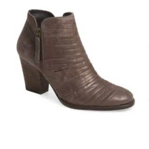 Paul Green Malibu Sliced Zipped Bootie